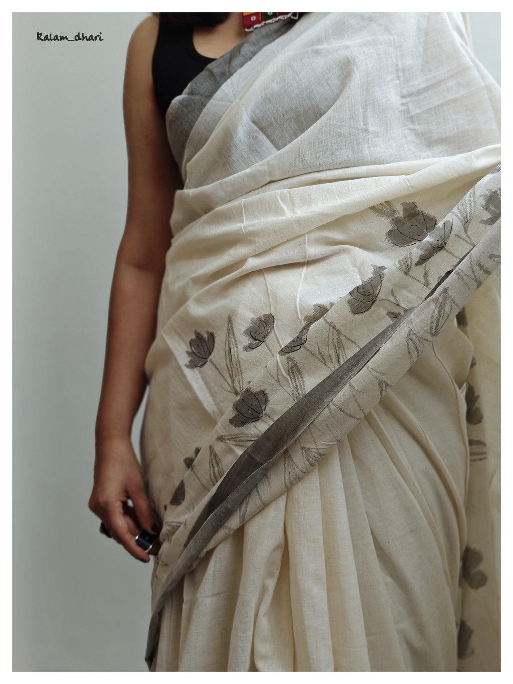 Phool Painted Cotton Saree- Grey