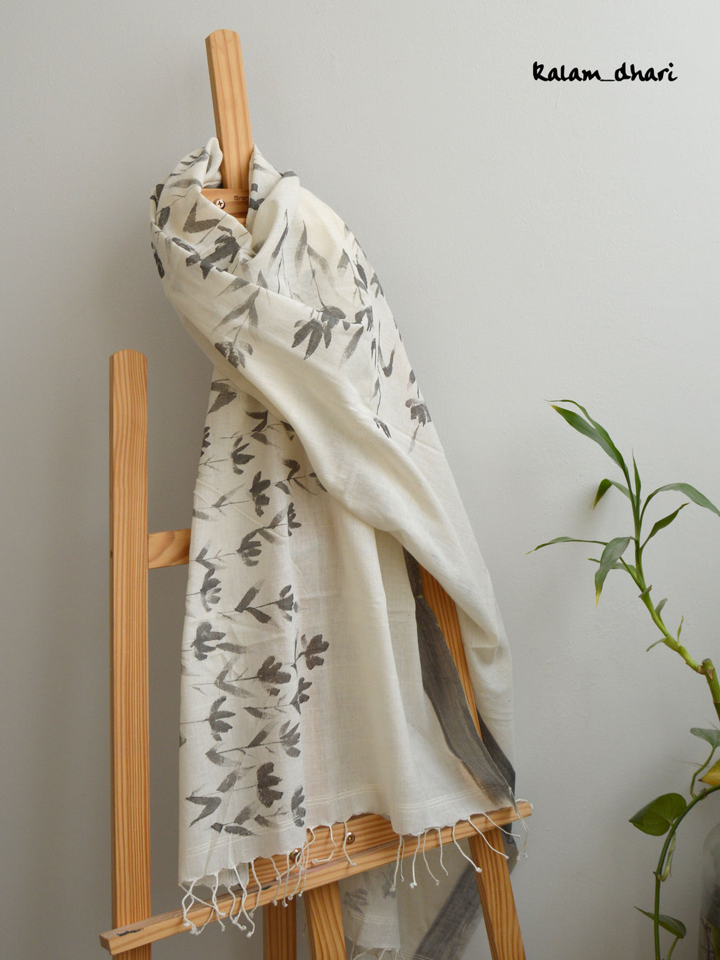 Phool Muslin Cotton Painted Stole