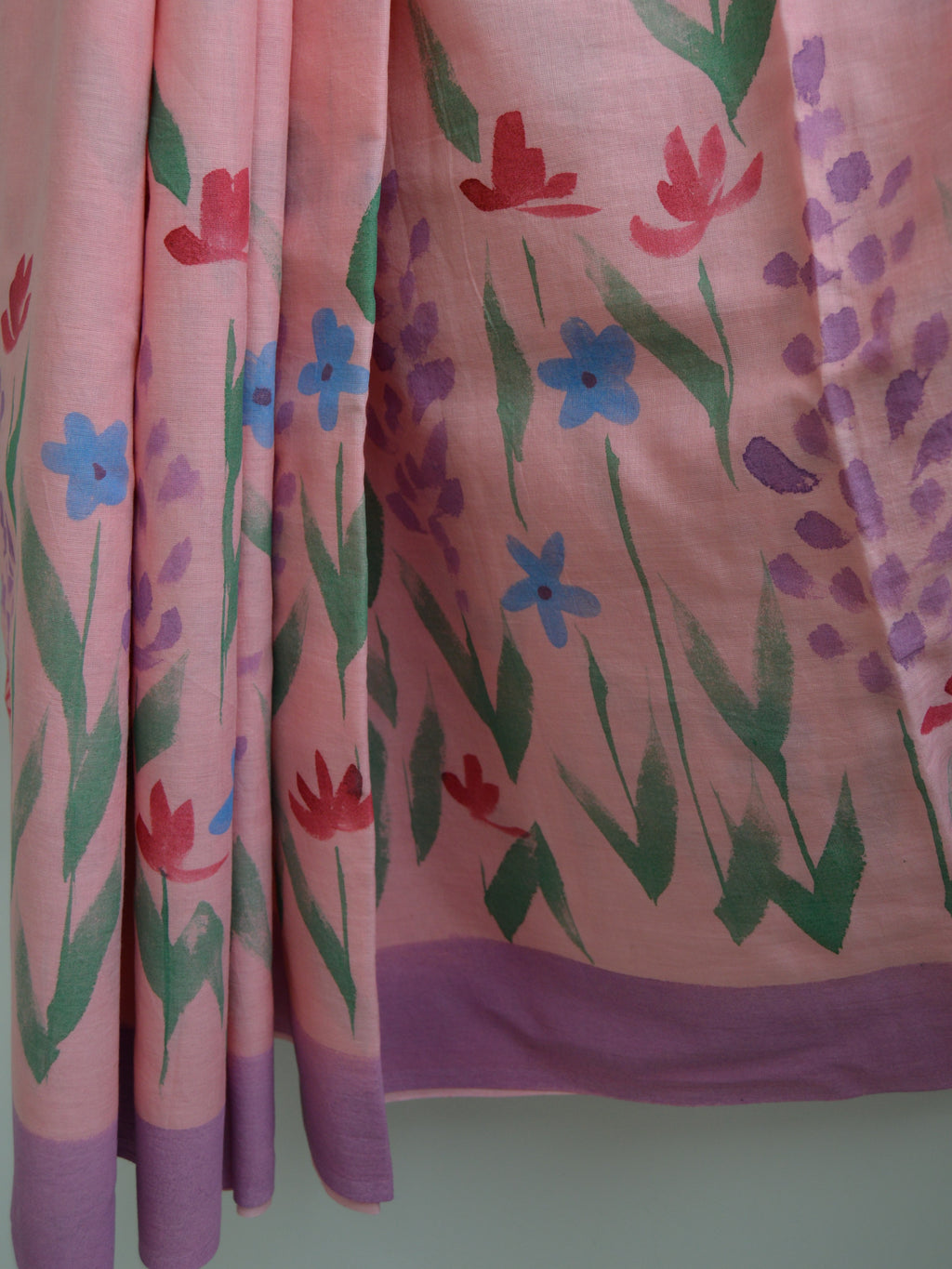 Wildflowers Painted Mul Cotton Saree- Pink