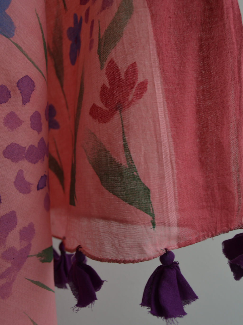Wildflowers Painted Mul Cotton Saree- Pink