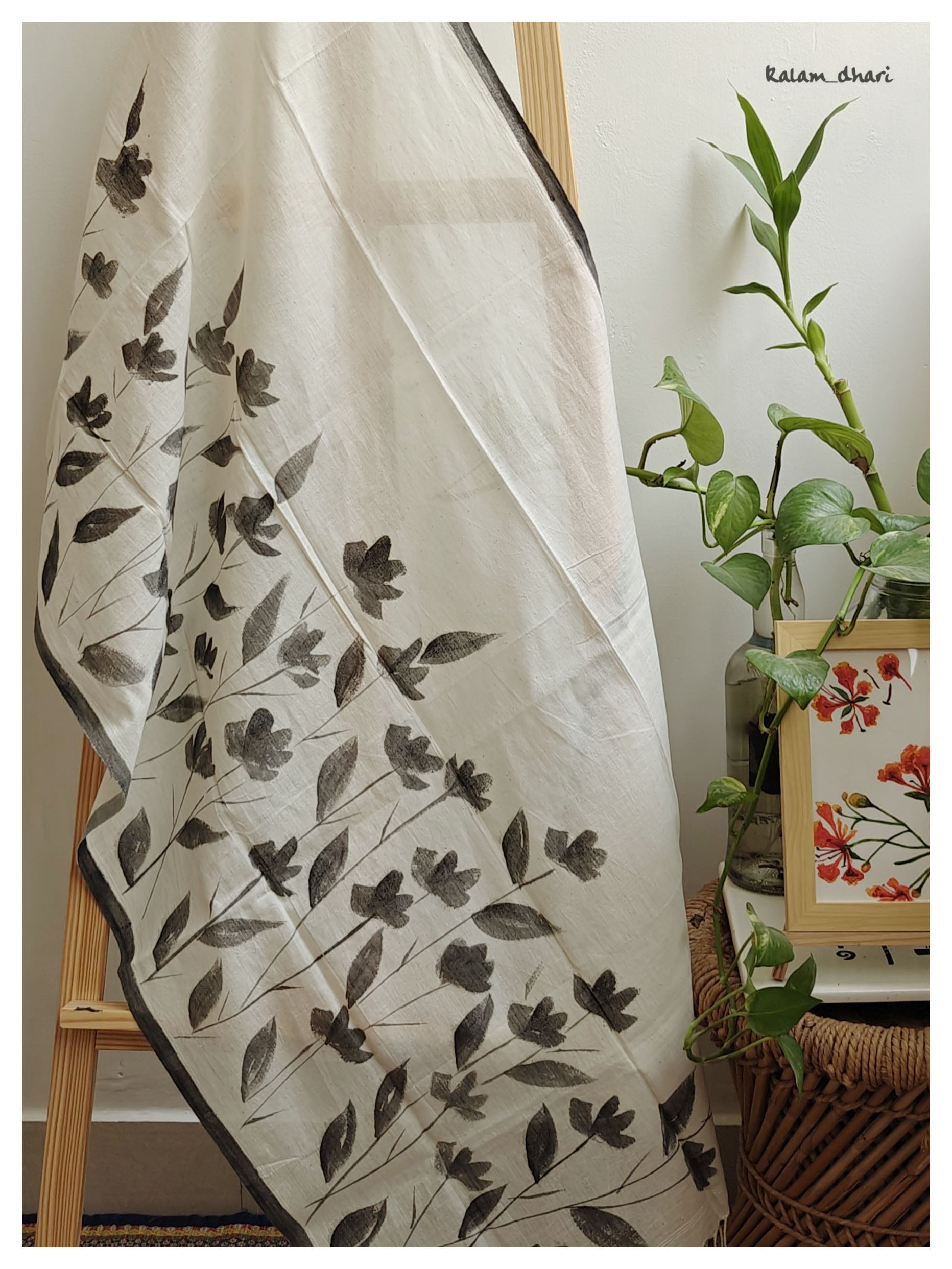 Phool Muslin Cotton Painted Stole