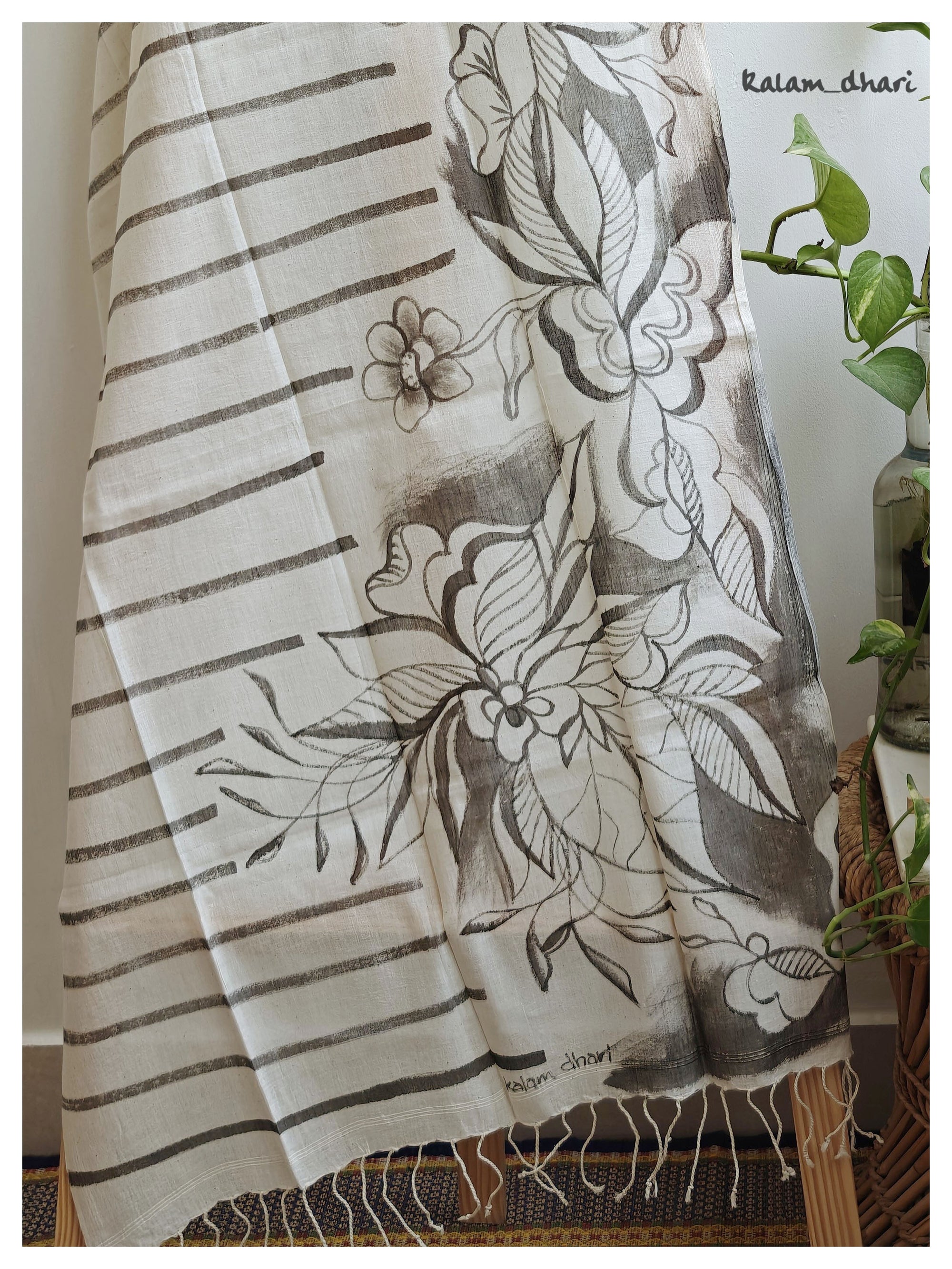 Vanaspati Muslin Cotton Painted Stole