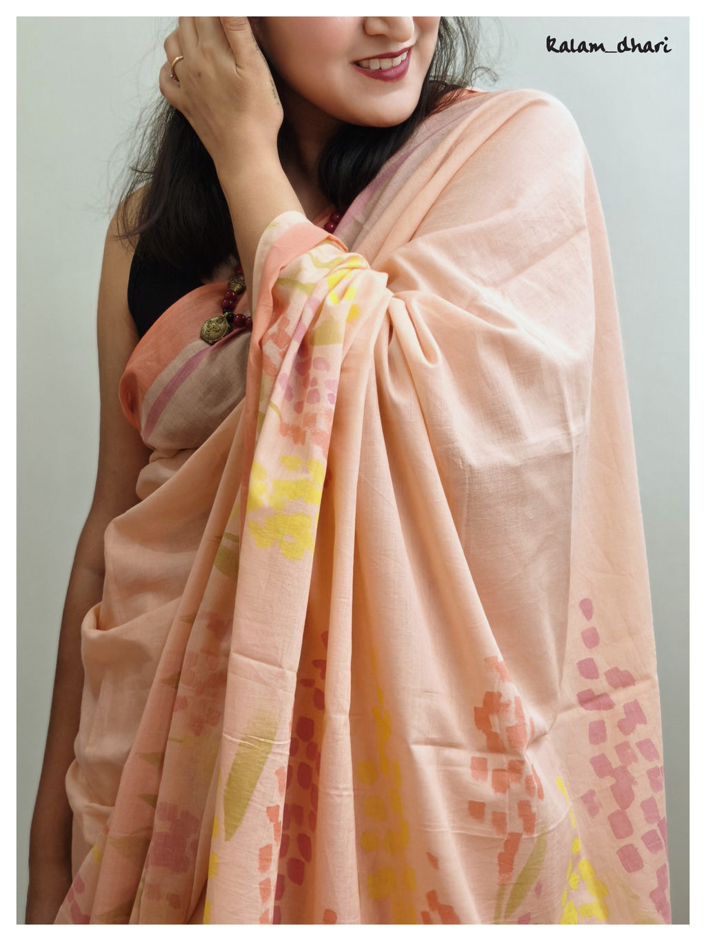 Delphi Painted Mul Cotton Saree- Peach