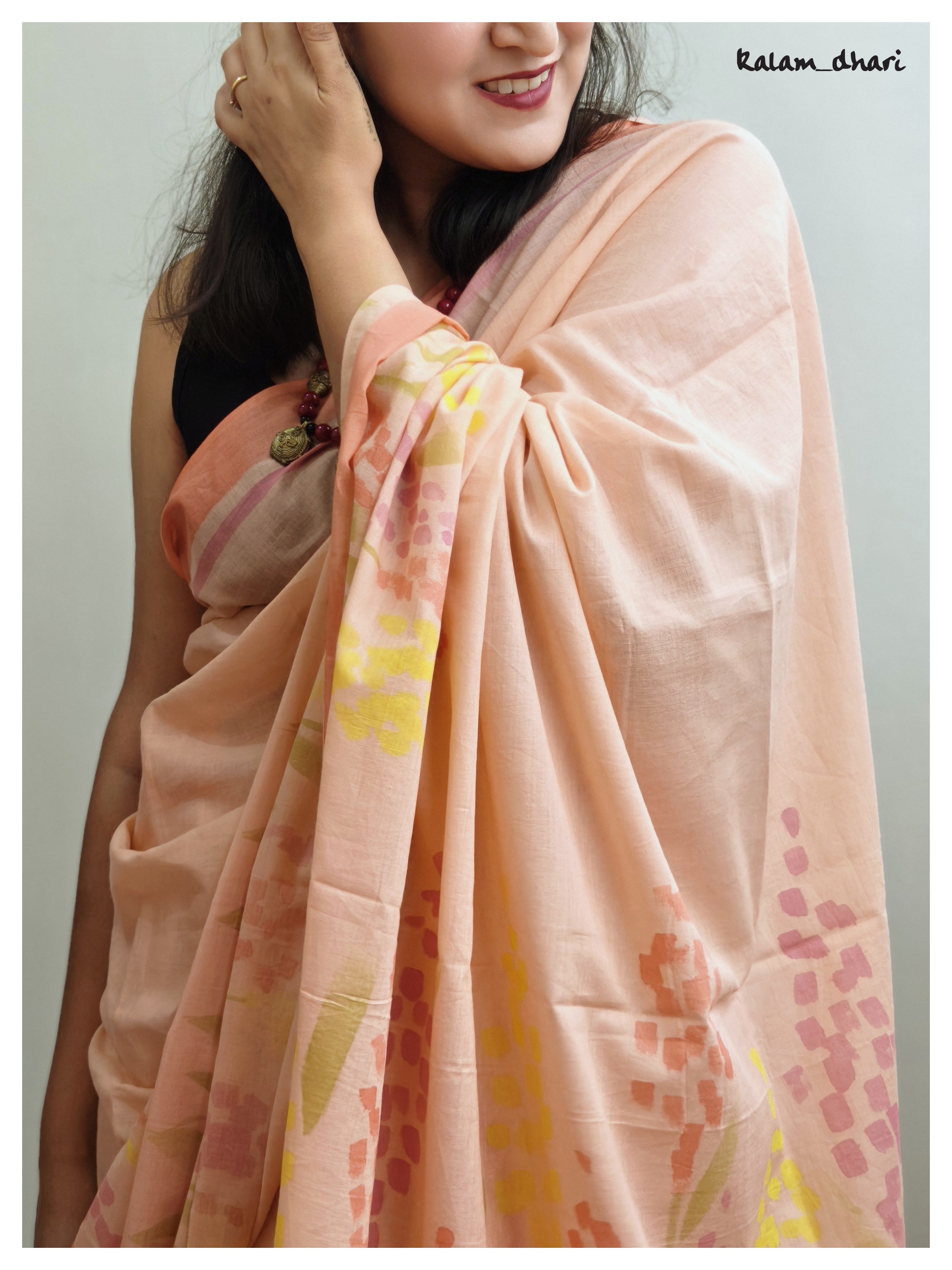 Delphi Painted Mul Cotton Saree- Peach