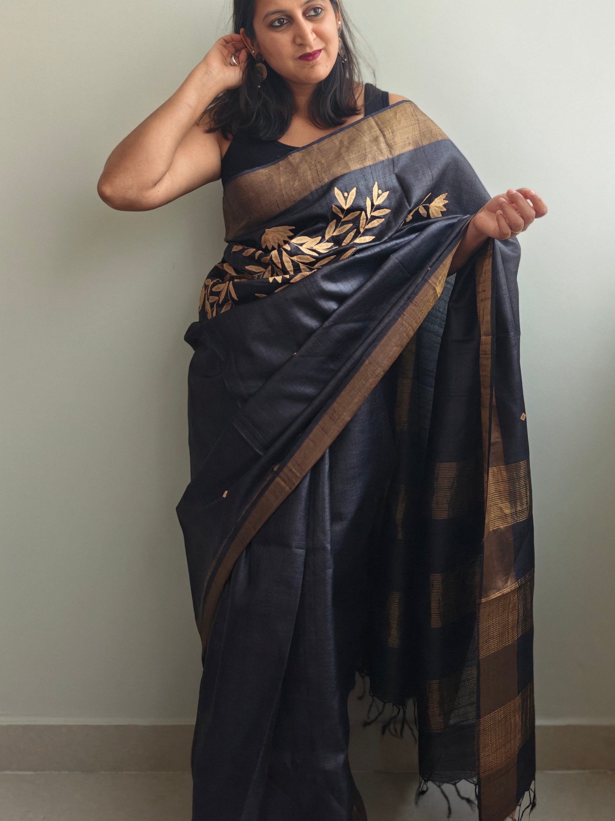 Kalli Applique Kosa Saree