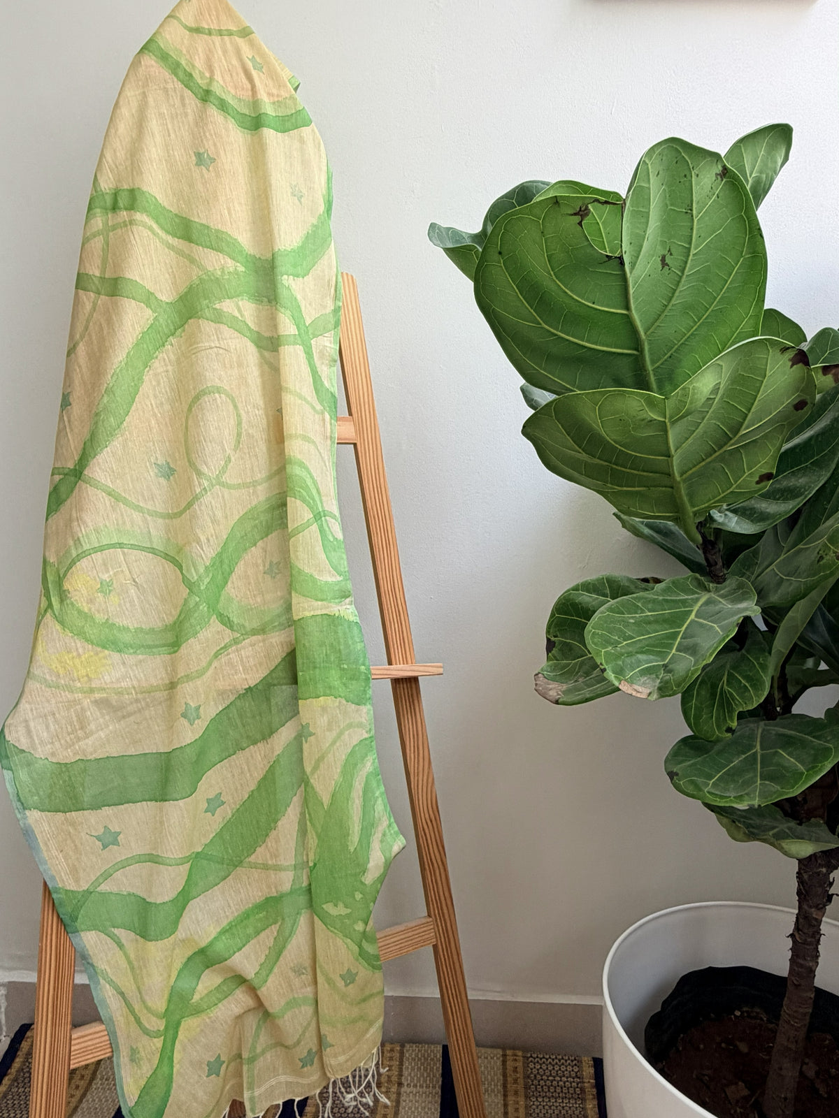 Lehar Painted Cotton Stole