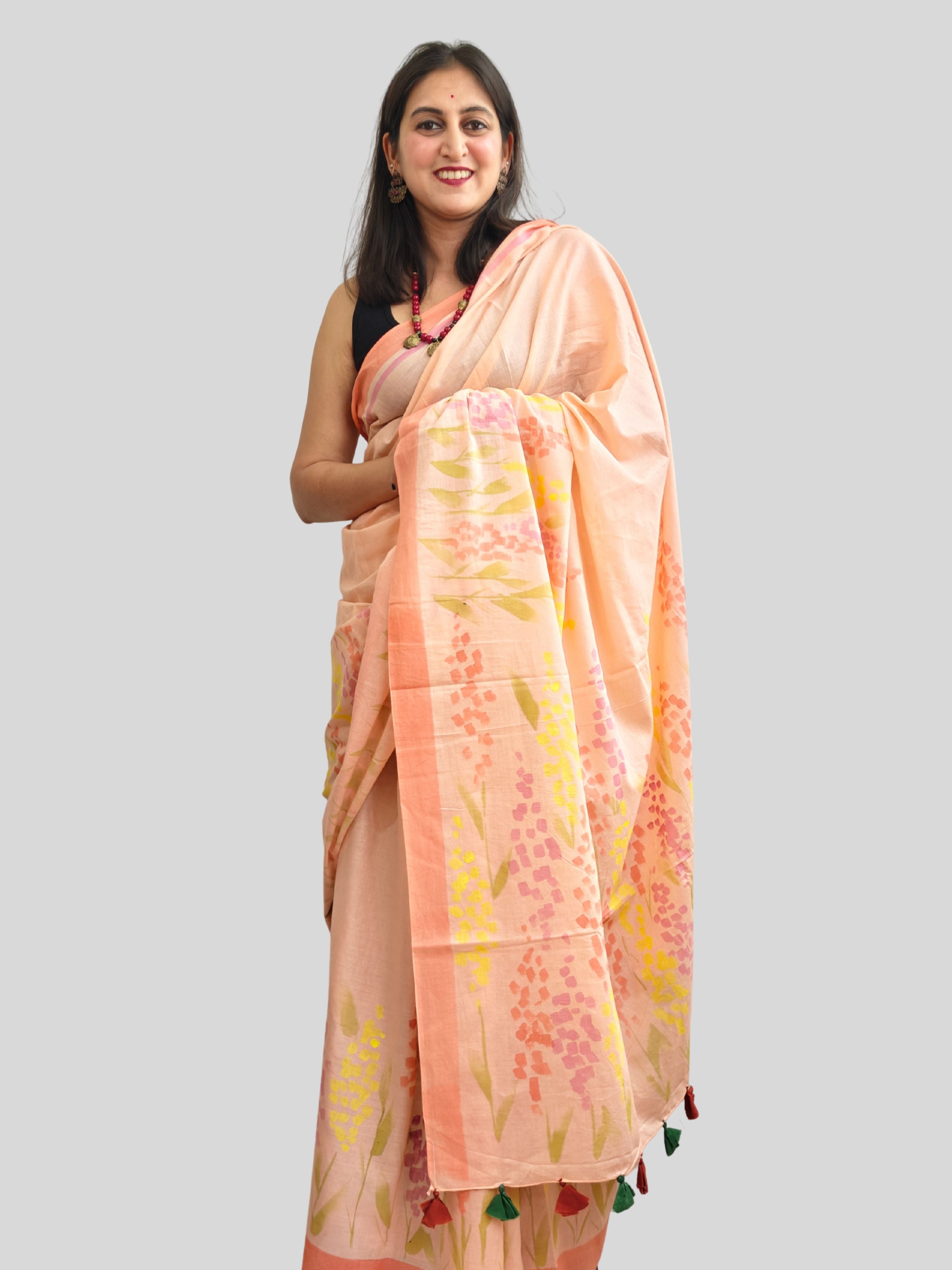 Delphi Painted Mul Cotton Saree- Peach