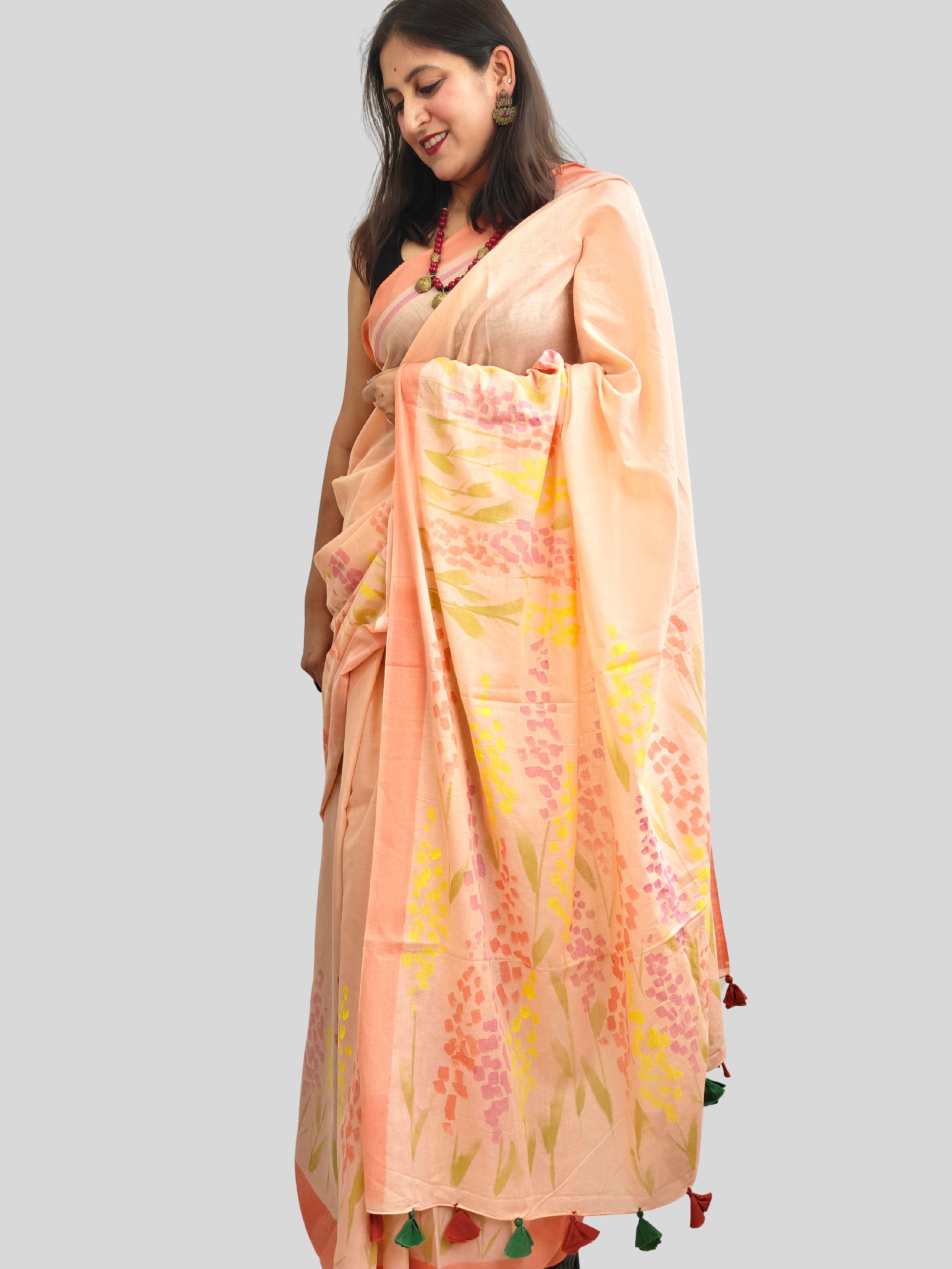 Delphi Painted Mul Cotton Saree- Peach
