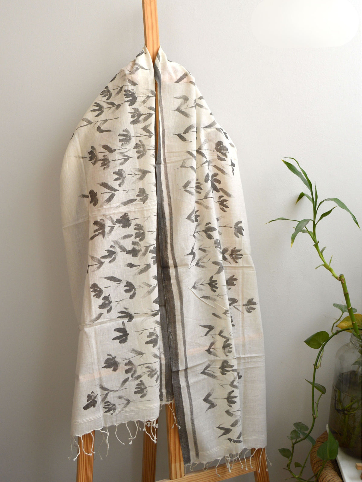 Phool Painted Cotton Stole