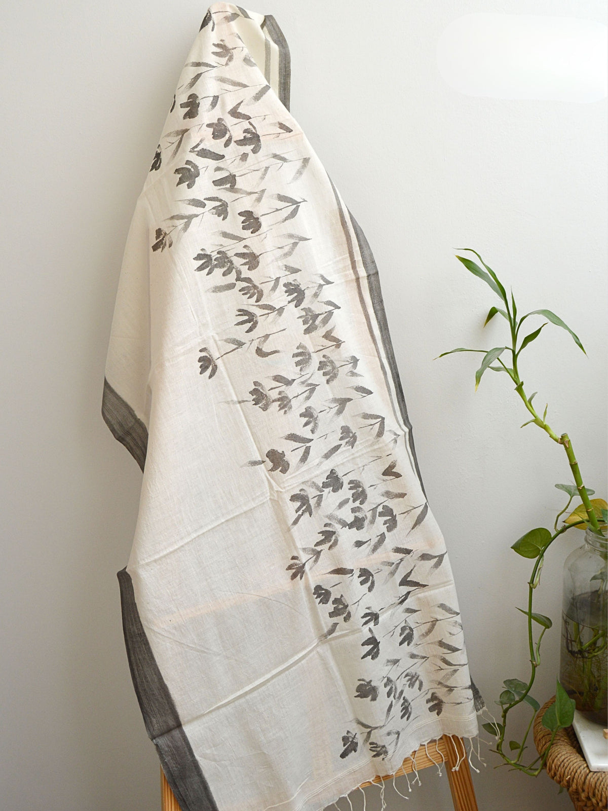 Phool Painted Cotton Stole