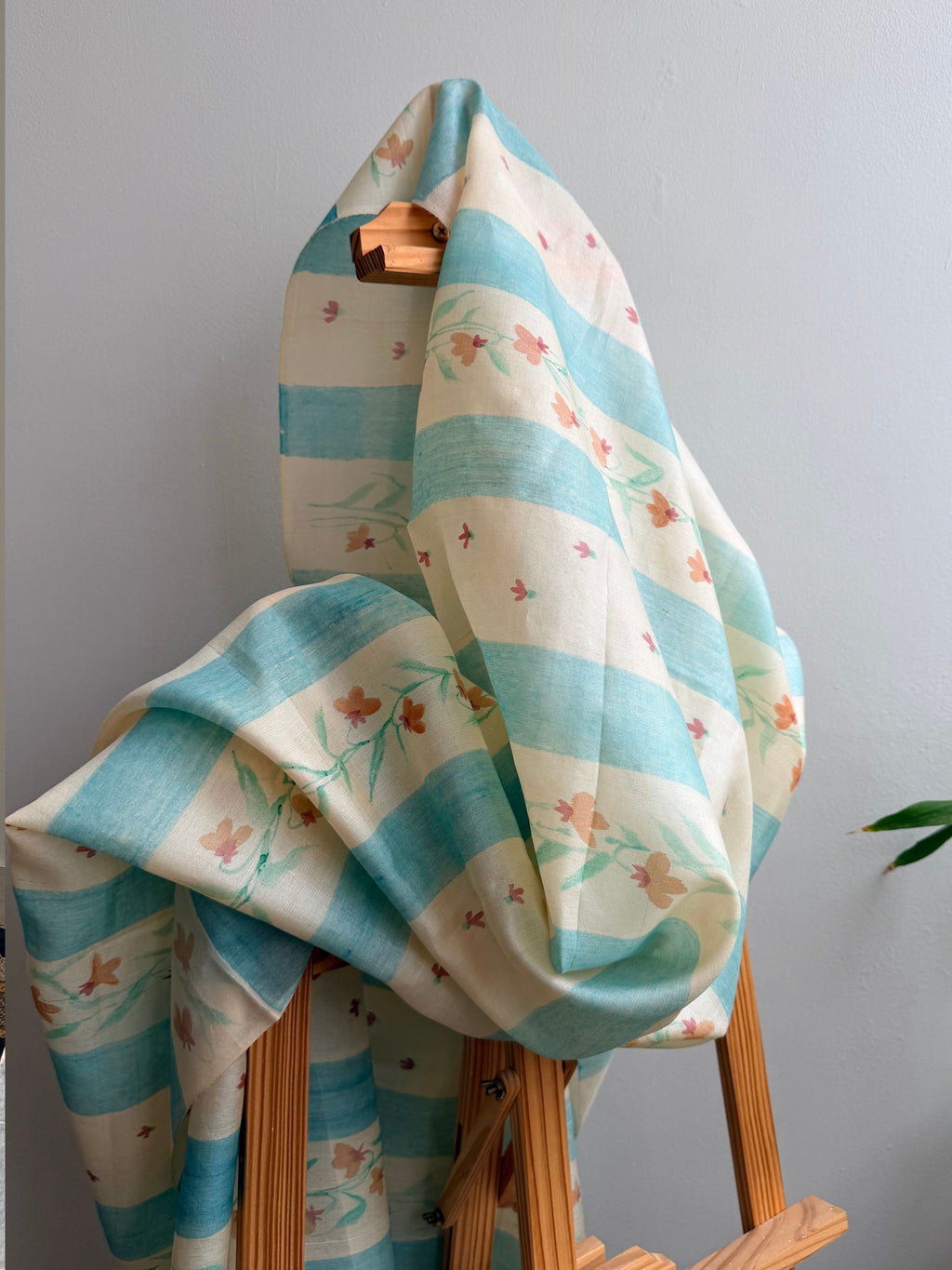 Dhaari Painted Silk Dupatta