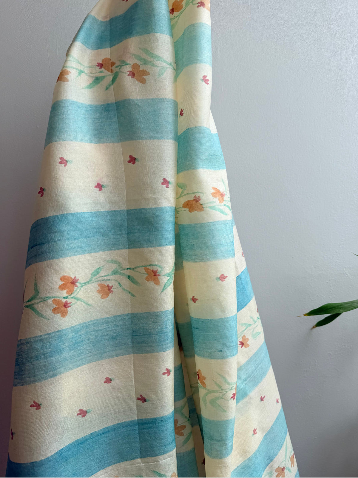Dhaari Painted Silk Dupatta