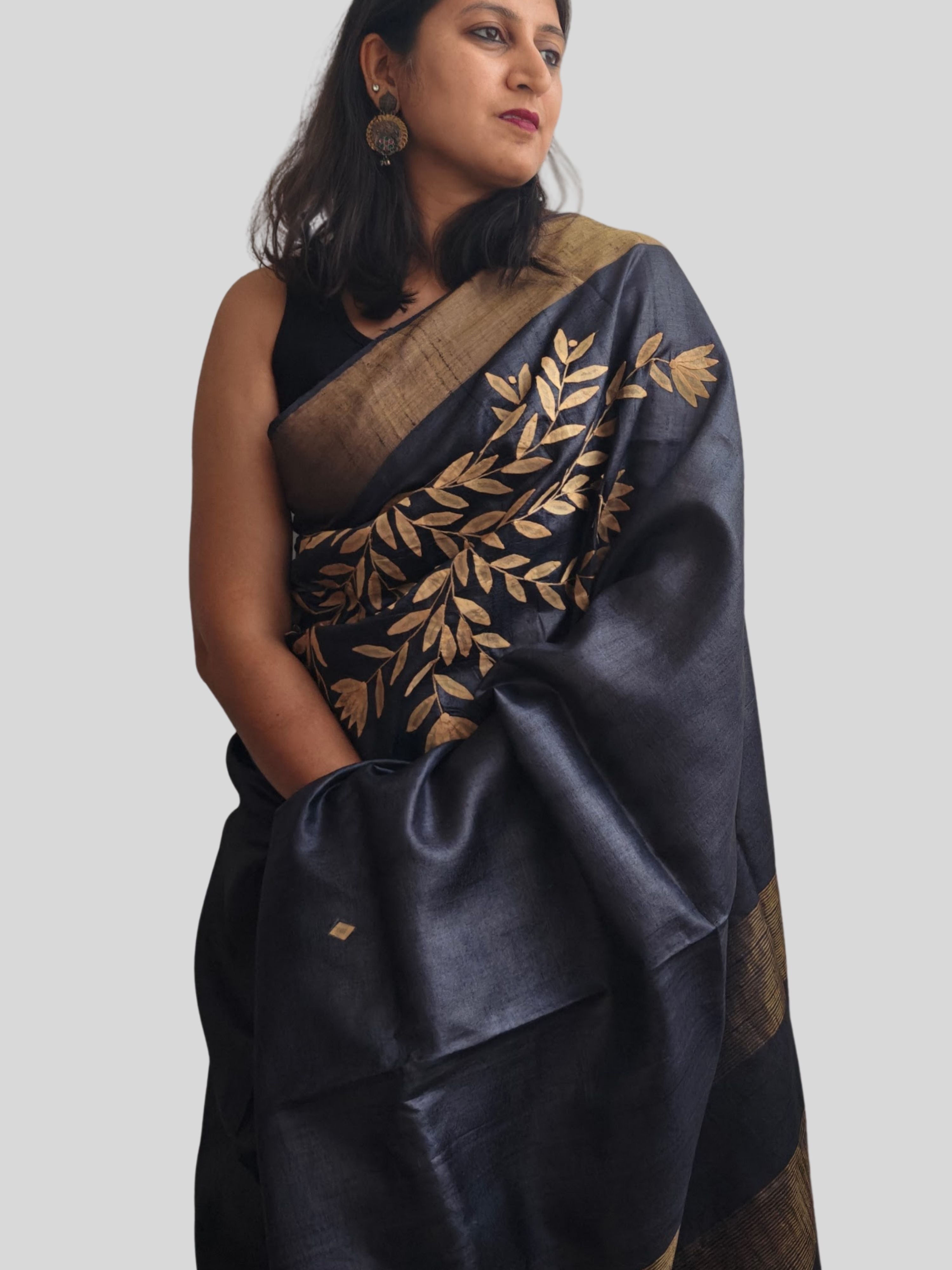 Kalli Applique Tussar Saree